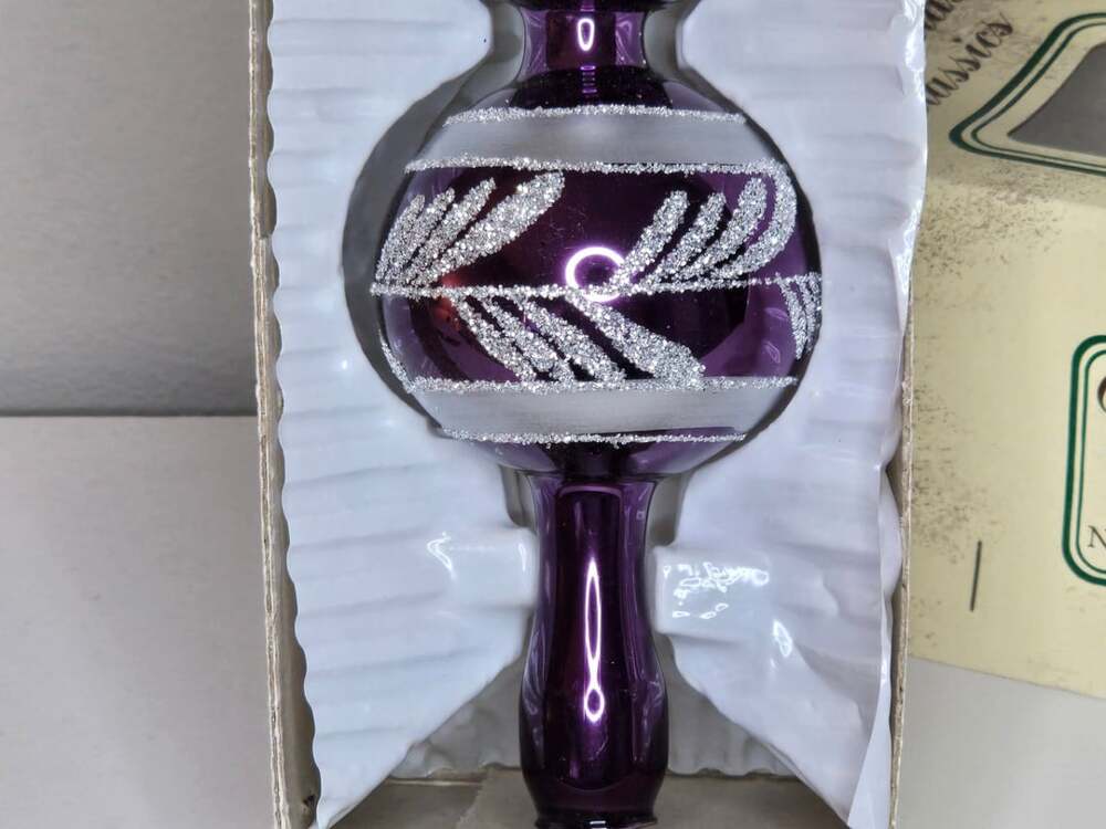 Christmas Classics Hand Decorated Glass Tree Topper Purple with Silver Glitter - Picture 3 of 6